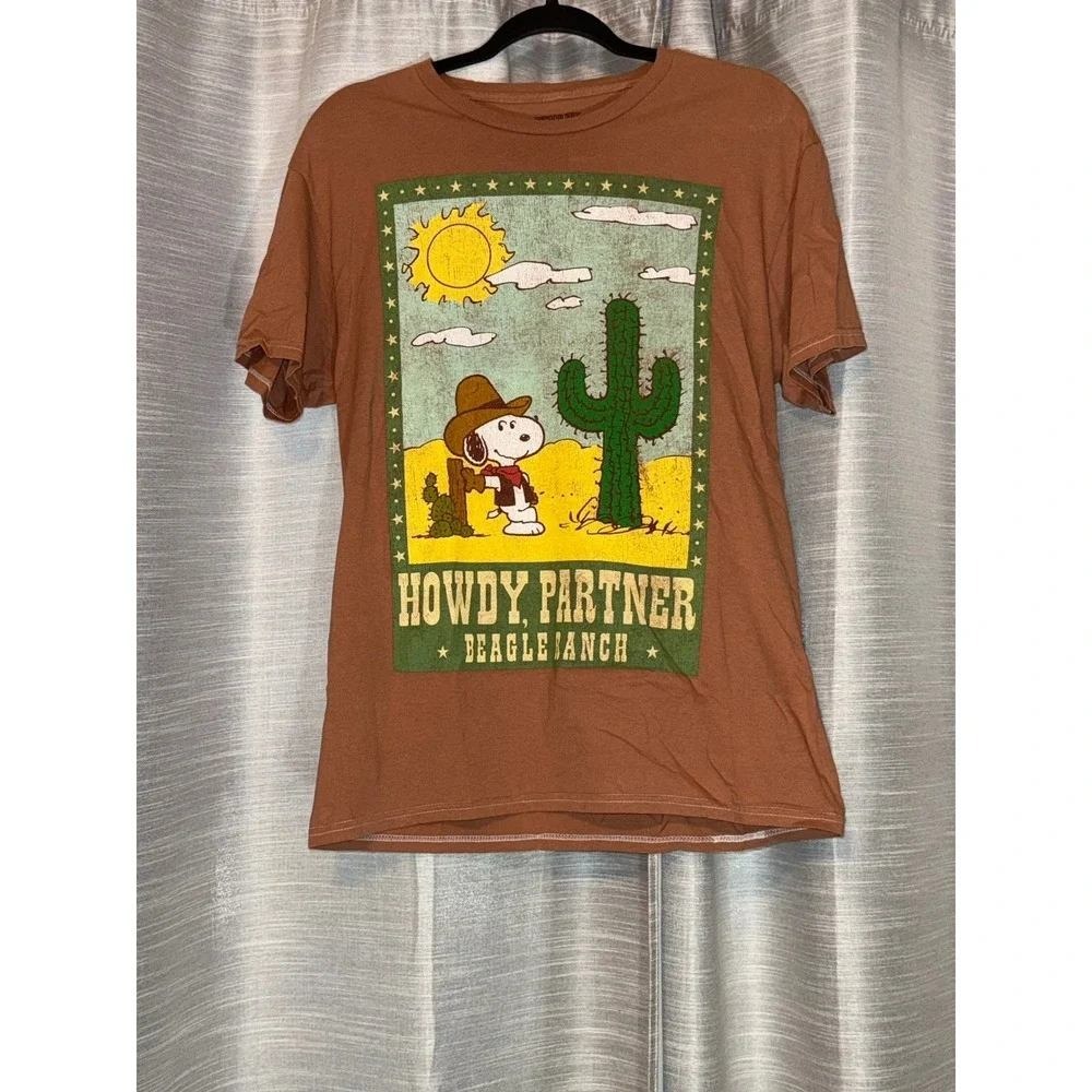 Peanuts Snoopy Howdy Partner Beagle Ranch Graphic T-Shirt Brown Medium